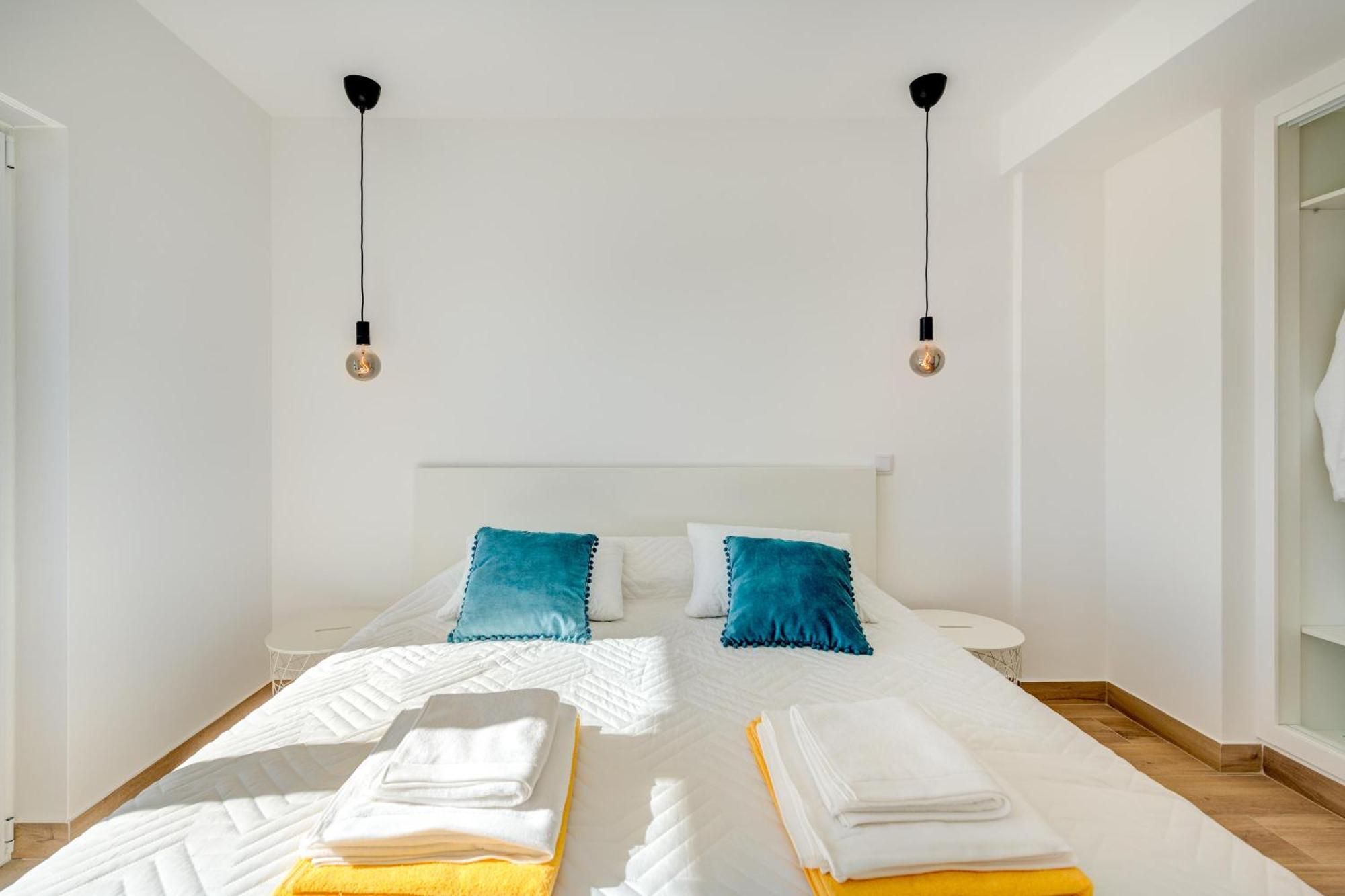 Ocean Drive - Oura - Jacuzzi - By Bedzy Apartment
